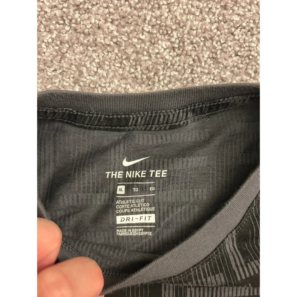 Nike Elite T-Shirt Boys XL Black Gray‎ Dri-FIT Athletic Geometric Print Tee